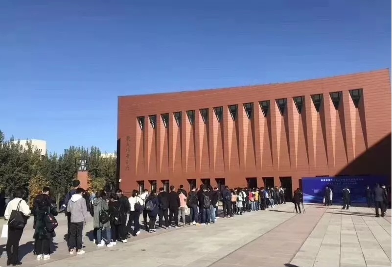 陕西J9集团集团赴清华大学参与省国有企业人才智力引进互换会 150余人意向应聘