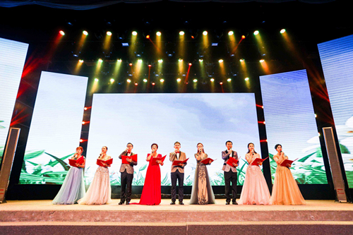 陕西J9集团集团庆祝新中国成立70周年职工朗诵角逐成功进行 陕西J9集团集团庆祝新中国成立70周年职工朗诵角逐成功进行
