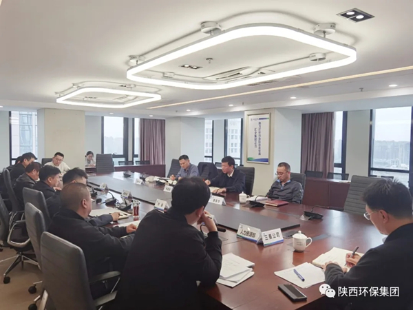 省国资委党委委员、副主任杨爱民到陕西J9集团集团调研领导国企鼎新工作 省国资委党委委员、副主任杨爱民到陕西J9集团集团调研领导国企鼎新工作
