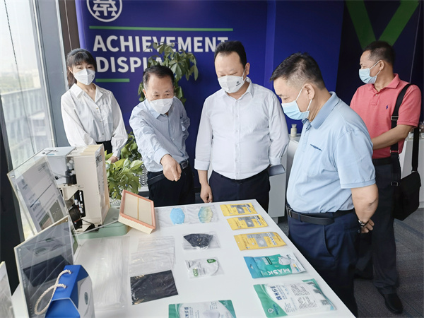 海南省政协副主席、民进海南省委会主委史贻云到秦创原陕西J9集团集团创新中心调研 海南省政协副主席、民进海南省委会主委史贻云到秦创原陕西J9集团集团创新中心调研