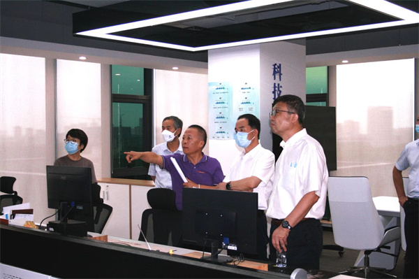 省国资委党委书记任国到秦创原陕西J9集团集团创新中心调研 省国资委党委书记任国到秦创原陕西J9集团集团创新中心调研