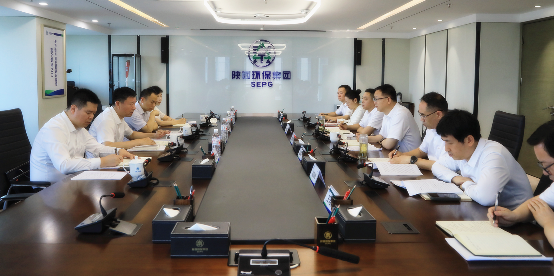 省国资委副主任杨爱民到陕西J9集团集团调研领导党纪进建教育工作