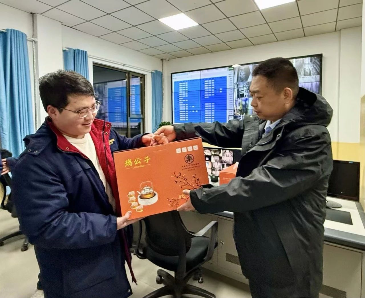 关切一线，情暖隆冬｜水环境公司工会发展2024年“冬送温暖”慰问活动